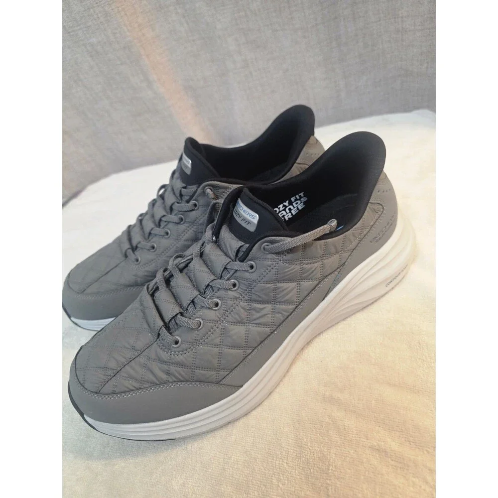 Skechers like new